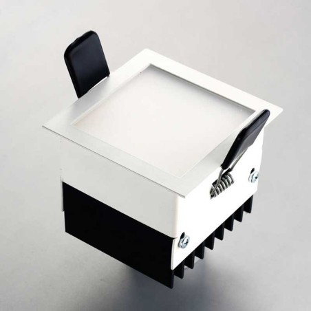 Falk recessed spotlight